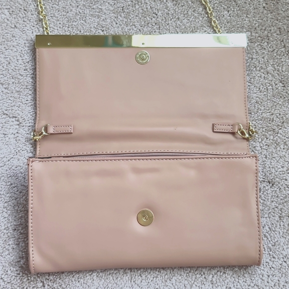 Steve Madden Nude Leather Clutch with Gold accent - Picture 7 of 15